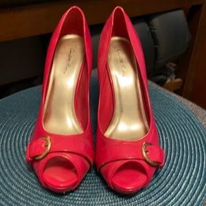 Women’s size 10 bright pink peep-toe heels
